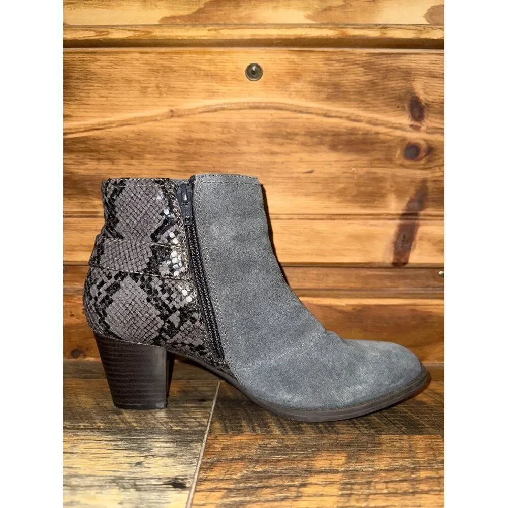 Vionic Naomi Snake Embossed Booties Boots Shoes‎ Size 7.5